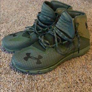 high top workout shoes